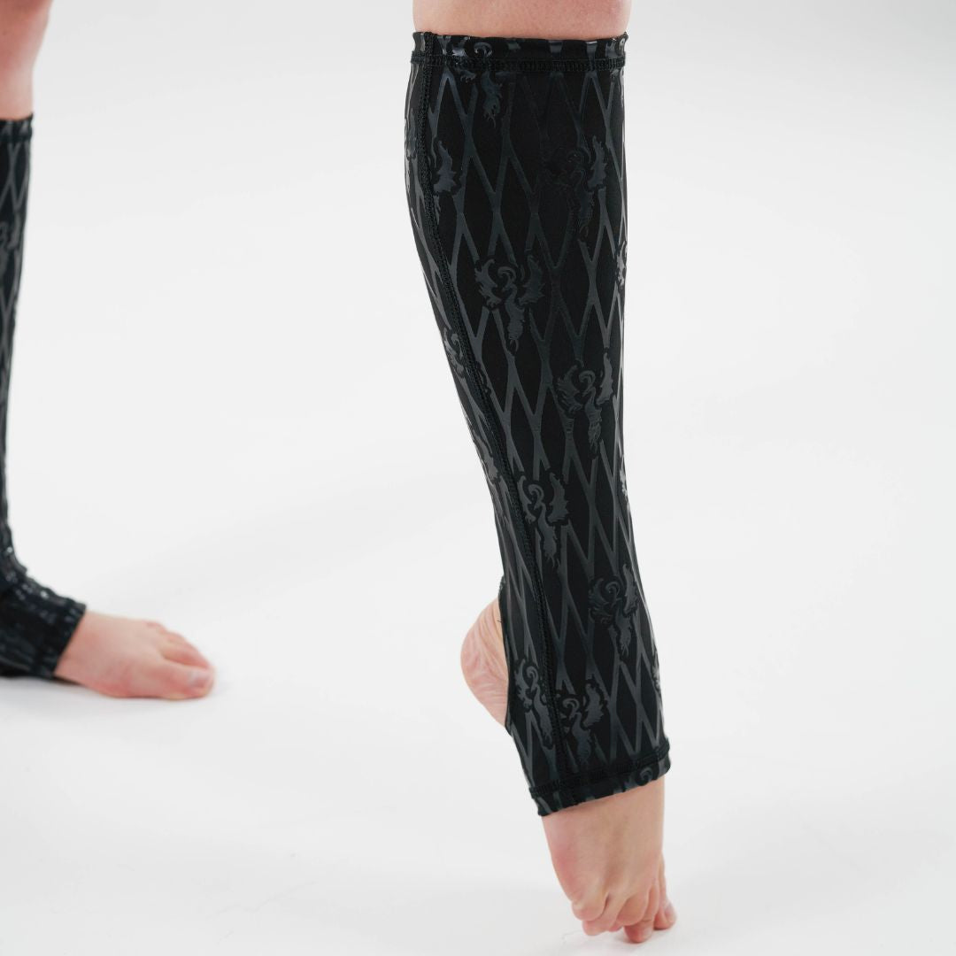 Sticky Fishnet Knee High Socks in Black (5)