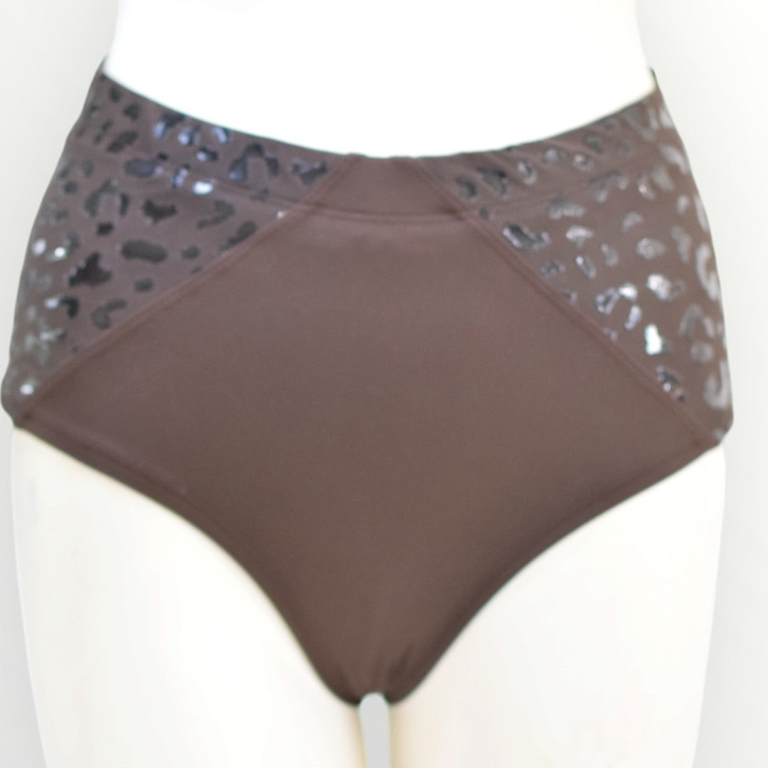 Strike Bottoms Shorts - Coffee Bean - Prowl Leopard