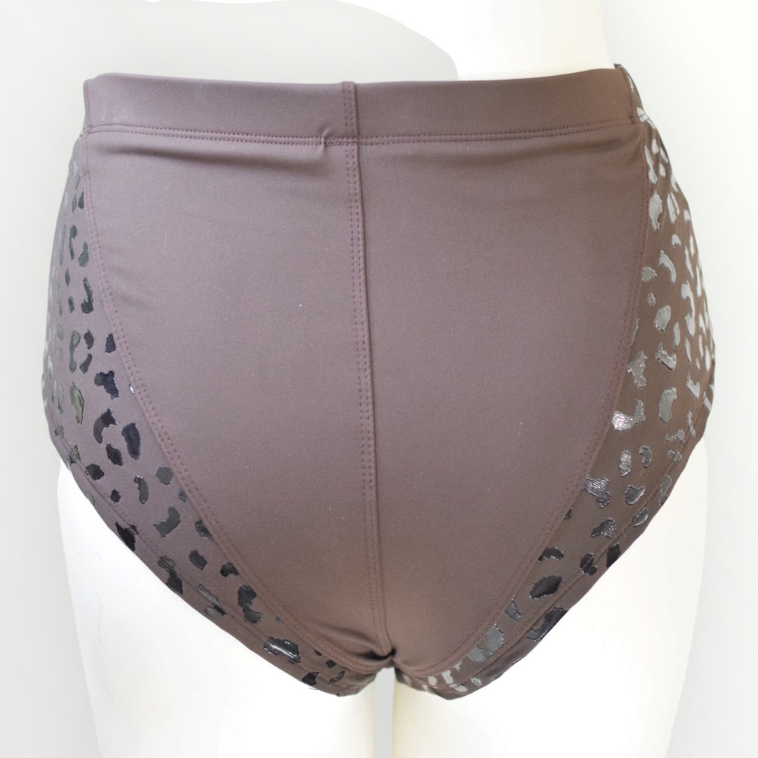 Strike Bottoms Shorts - Coffee Bean - Prowl Leopard