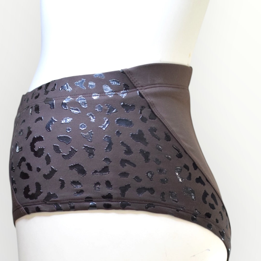 Strike Bottoms Shorts - Coffee Bean - Prowl Leopard