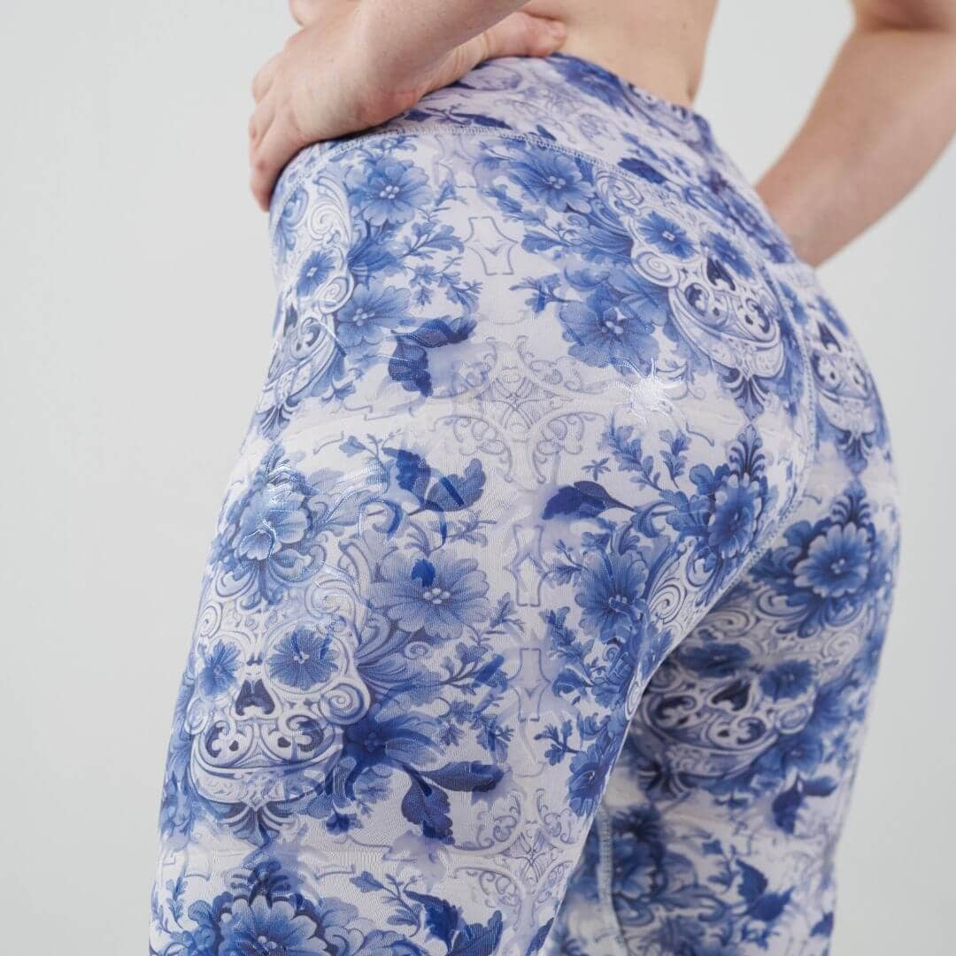 Sticky Leggings in Baroque Skull