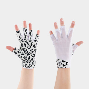 sticky mesh gloves in white