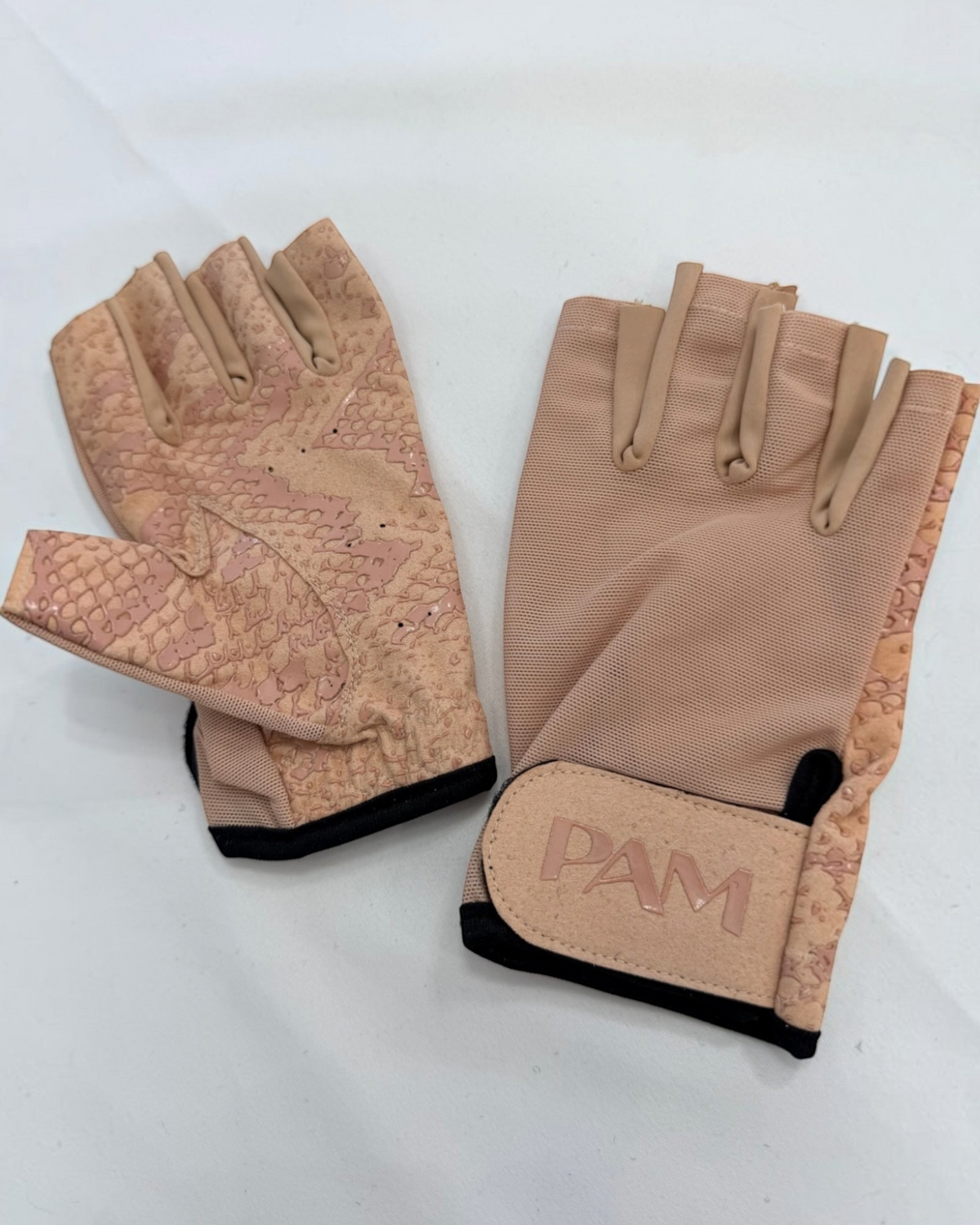 Super Fly Honey Second Skin nude mesh grip gloves for pole dance